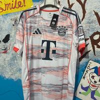 Maglia away 25/26 bayern monaco