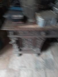 antico mobilio dle 900 