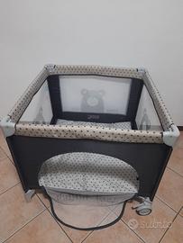 Box giochi con ruote e cerniera