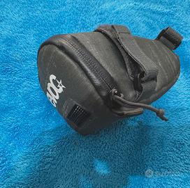 Borsa  sottosella   EVOC