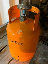 Bombola gas circa 3,4 litri