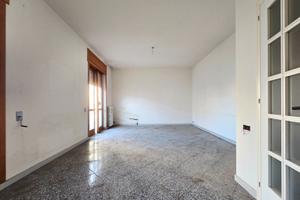 Spazioso appartamento da ristrutturare, Gallipoli