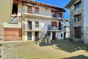 CASA SEMINDIPENDENTE A VIÙ