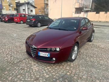 Alfa Romeo 159 JTDm Progresion 180000 km motore
