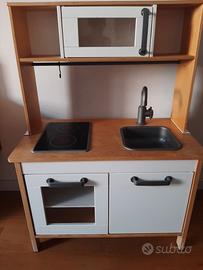 Cucina Ikea per bambini 