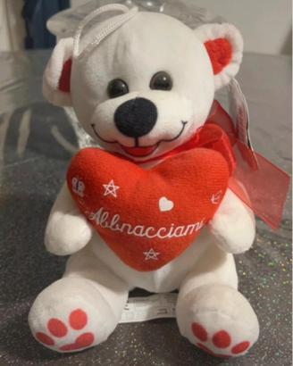Peluche orsacchiotta con cuore