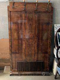 Appendi abiti in legno