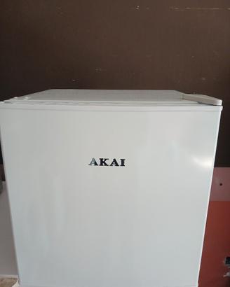 frigorifero piccolo akai con congelatore