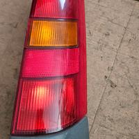 fanale posteriore renault 5 lato destro