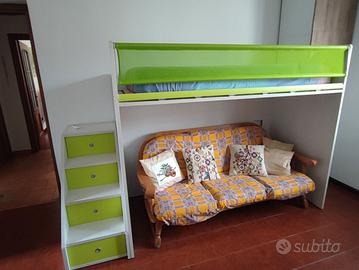 Letto a ponte con scale portaoggetti
