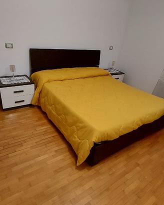 CAMERA DA LETTO COMPLETA COME NUOVA