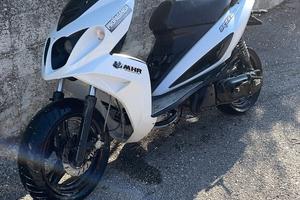 MOTORINO RIEJU 50cc (nuovo F12r Malaguti)