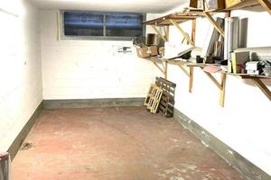 Box / Garage di 19 m² a Albenga