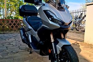 Honda ADV 350 SOLO 300KM!!!PASSAGGIO COMPRESO!!!