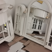 Mobiletto bagno per lavabo e specchiera