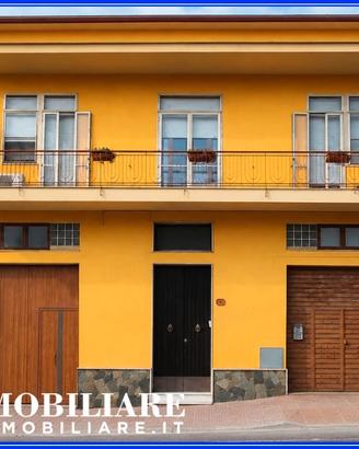 Sennori: proprietà indipendente con magazzini