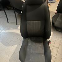 sedili 147 3 porte 2006