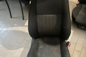 sedili 147 3 porte 2006