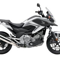 Motociclo Honda nc700x cambio DCT patente A2