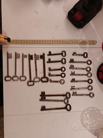 lotto 21 chiavi vintage