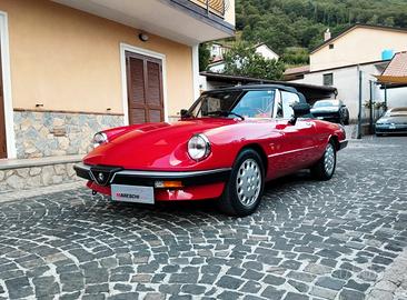 Alfa Romeo Spider 1.6