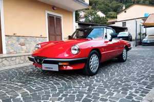 Alfa Romeo Spider 1.6