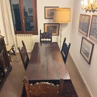 Tavolo fratina in legno e 4 sedie intagliate