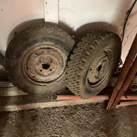 Gomme agricole con cerchione