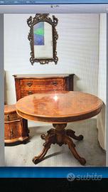 Arredo noce massello con radica stile veneto
