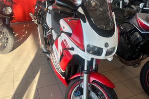 Yamaha FZS 600 Fazer