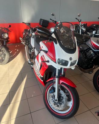 Yamaha FZS 600 Fazer