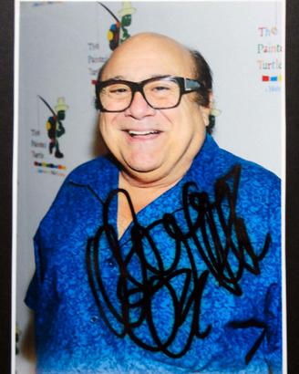 Danny de Vito, Autografo Originale - LOA