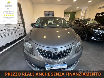 Lancia Ypsilon III 1.0 firefly hybrid Silver Plus 