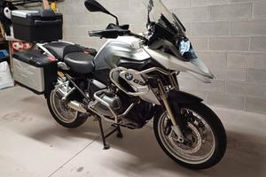 BMW GS 1200 anno 2015 
