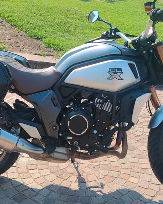 cfmoto clx 700 heritage (depotenziata)