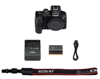 Canon EOS R7 body