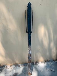 Staffe supporto cartelli per parchi molto robuste