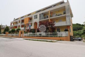 BOX A SAN BENEDETTO DEL TRONTO