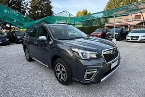 Subaru Forester 2.0 e-Boxer MHEV CVT FREE Lineartr