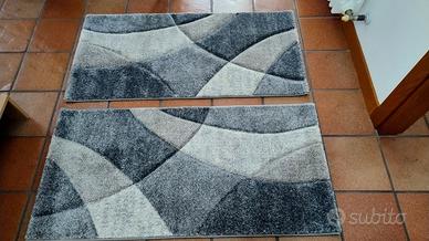 n.2 tappeti per camera scendiletto