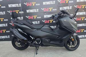 YAMAHA T-Max 560 Patente A2 Video 360