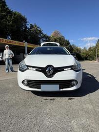 Renault Clio IV 1,5 dCI -55 kw- 10/2014