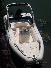gommone Revenger 24