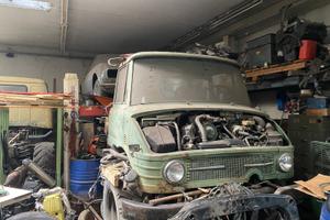 In blocco 2 automezzi unimog mercedes