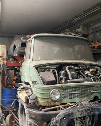 In blocco 2 automezzi unimog mercedes