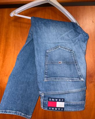 Jeans Tommy W36 L32  taglia italiana 52 trattabili