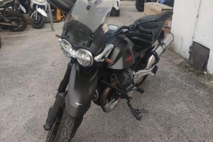 Moto Guzzi V85 Strada