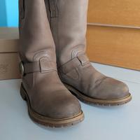 Stivali Timberland in pelle modello Nellie Pull On