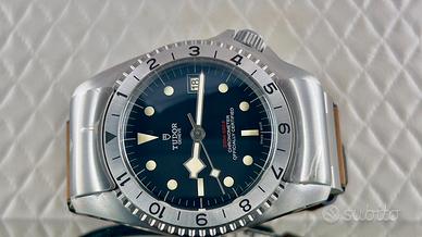 Tudor Black Bay P01 70150 Nuovo pellicolato