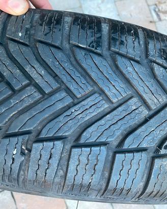 4 ruote invernali Michelin su cerchi